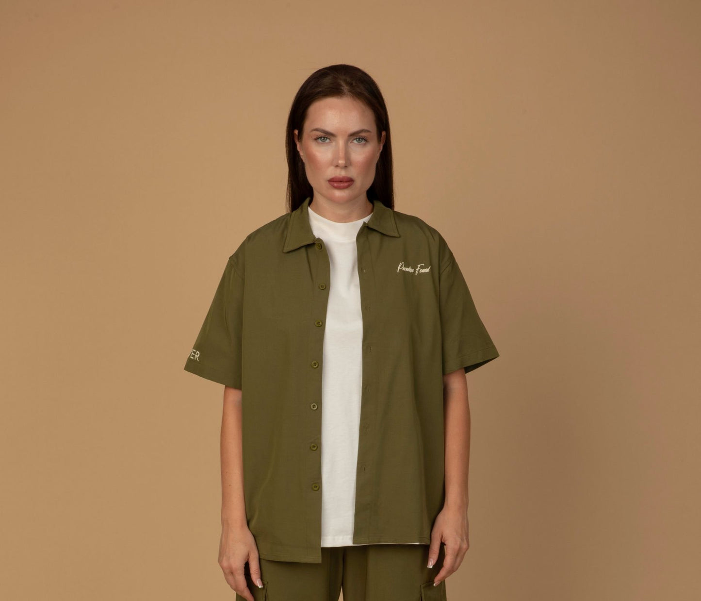 Half-sleeve Olive shirt